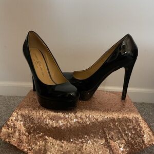 Chinese Laundry Glossy Black Heels